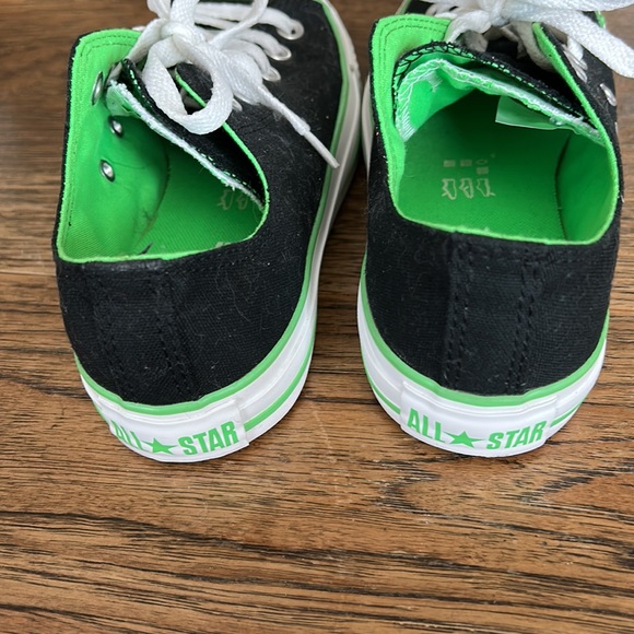 Unisex All Star Converse Shoes - Picture 4 of 7